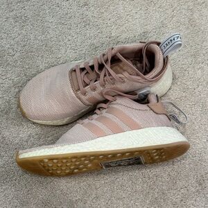 Adidas Women's Mauve Pink Sneakers